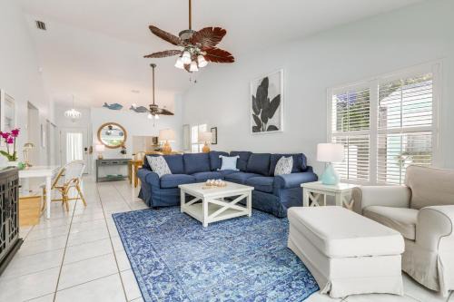 Private Pool and Backyard Villa in North Palm Beach