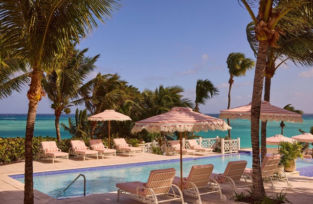 Private Pool Villa at Coral Sands Steps to Pink Sand Beach & Resort Amenities