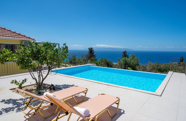 Private Pool Villa in Beautiful Kefalonia