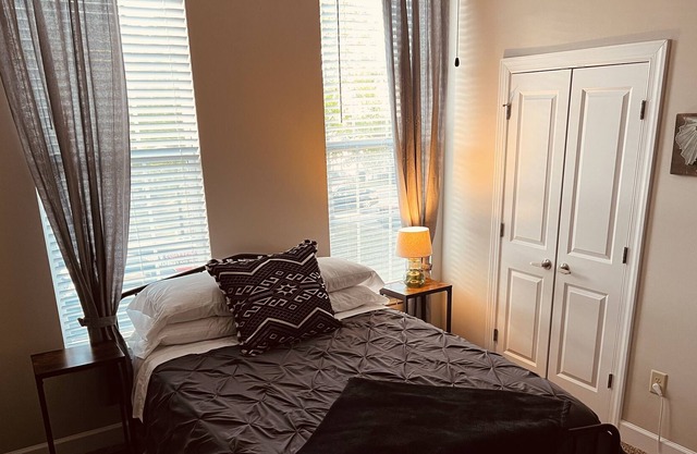 Private Room and Bathroom in Franklin