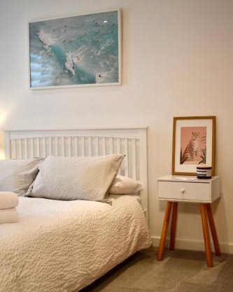 Private room and bathroom in shared flat with parking