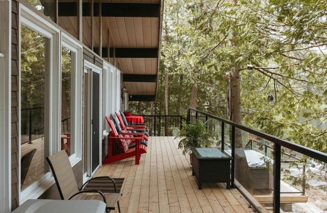 Private setting with great Internet