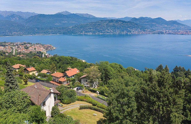 Private vacation home with an incomparable lakeview! - Villa Due Riviere