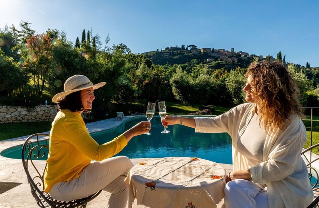 Private Villa with private pool, WIFI, A/C, hot tub, TV, patio, pets allowed, panoramic view