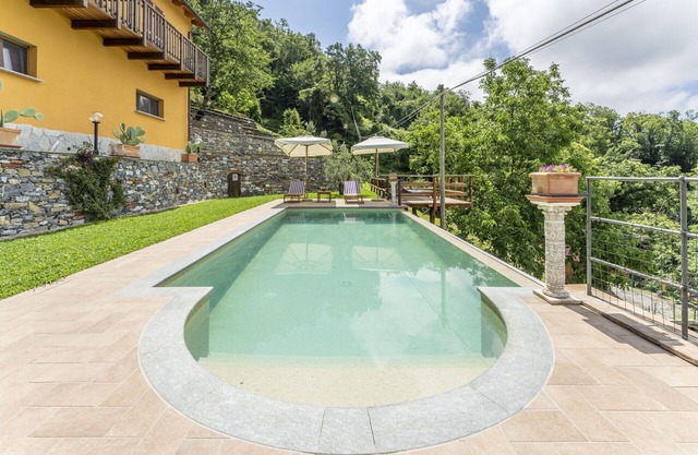 Private Villa with internet, A/C, private pool, TV, terrace, pets allowed, panoramic view, parking