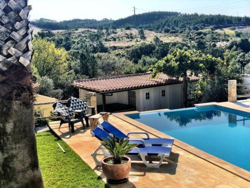 Private Villa with Pool & Jacuzzi, BBQ & Pizzaoven
