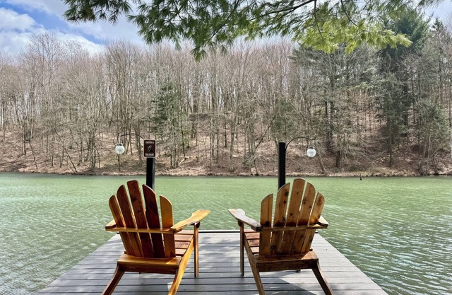Private Waterfront Cabin @ Bolivar Lake Lodge