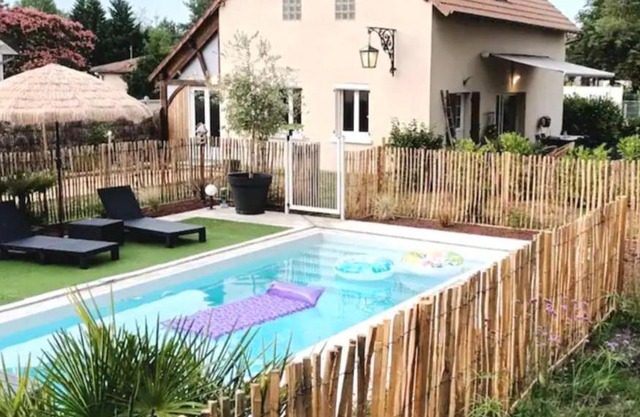 proche chateaux et zoo de beauval: gîte de sologne