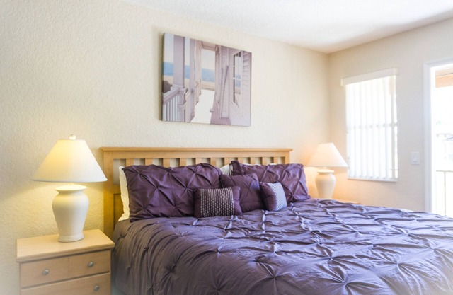 PROMO 10% WEEKLY DISCOUNT! Resort-Style 3BR Townhouse Close to Theme Parks