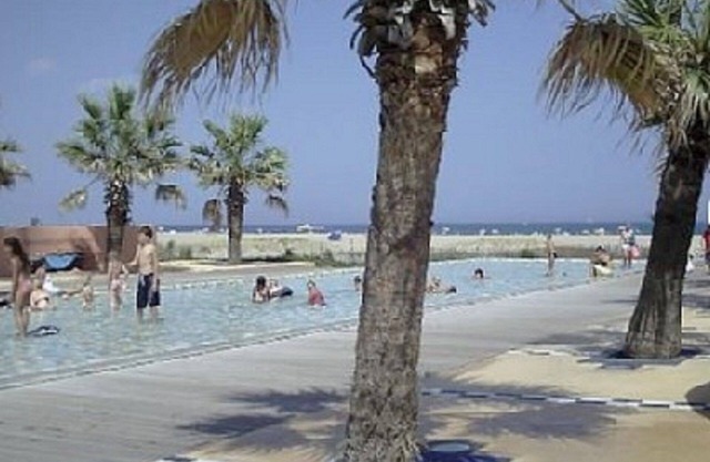 promo august beachside wifi pool and private parking from 25 € per night