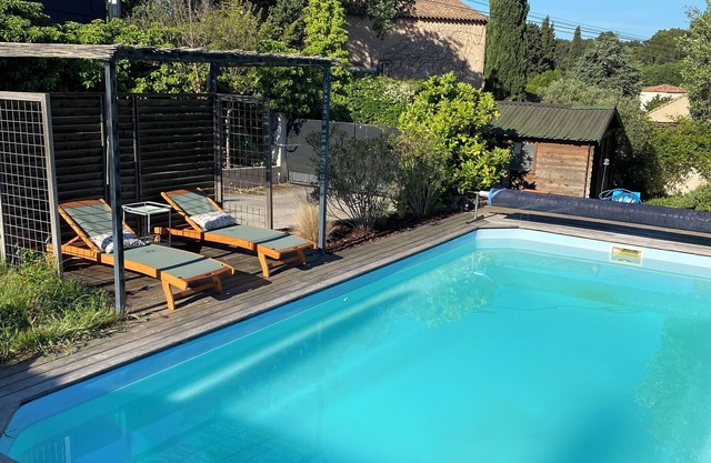 Provencal house with swimming pool