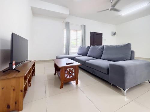 Puncak Alam 3 Bdroom, Eco Grandeur, Uitm, Netflix