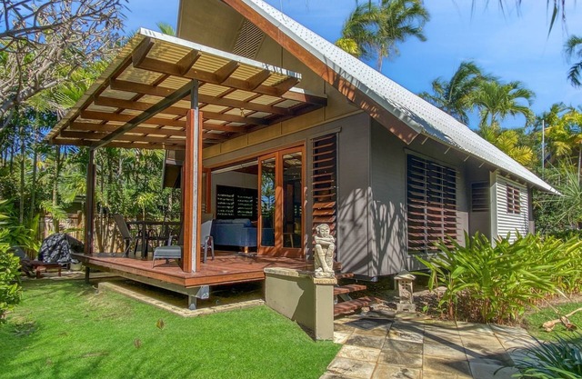 Pure Magnetic Villa 4