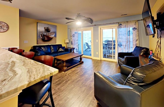 Put-in-Bay Waterfront Condo #205
