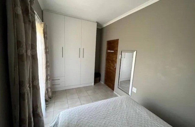 Qiloane Court Apartment