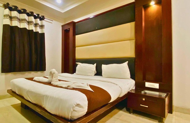 Qotel Hotel Pitampura