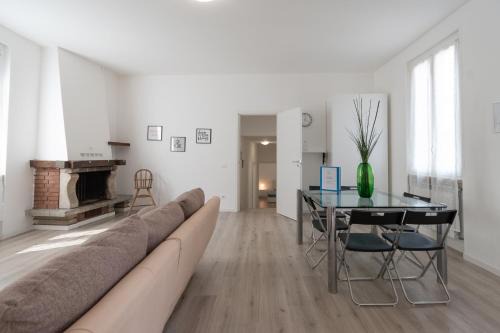 Quadrilocale Ospedale Civile 8 , 3 Camere e due bagni