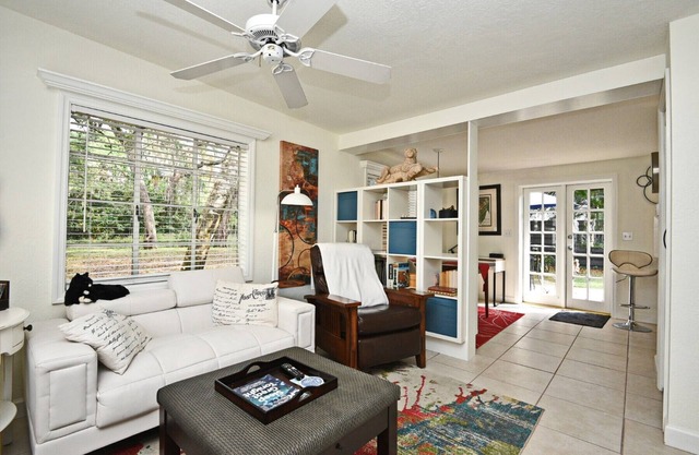 Quaint Winter Park East End Market Home
