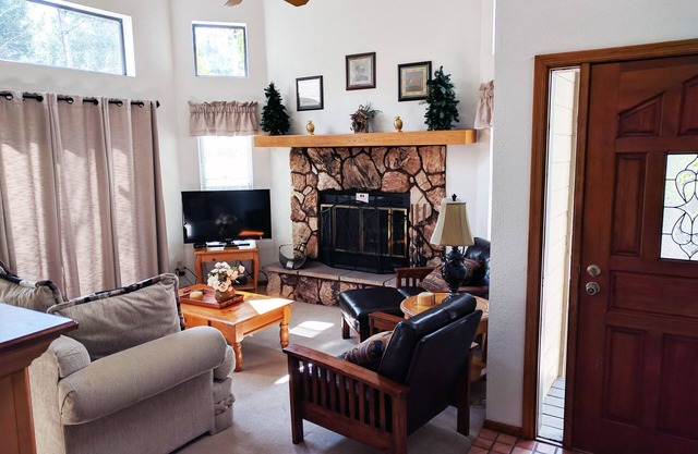 Quality Hill Resort Villa, Unit 30, resort community among the tall pines
