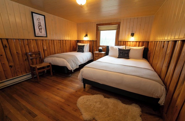 Queen + Twin Room Beyul Retreat