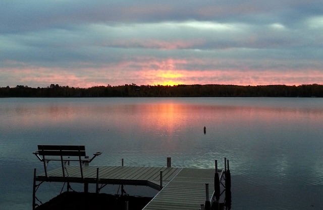 Quick Escape - Large 3+Bed 2 Bath Lake Home near Eagle River & St. Germain
