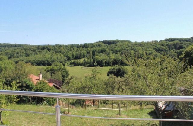 Quiet accommodation in the countryside, close to nature, towns nearby
