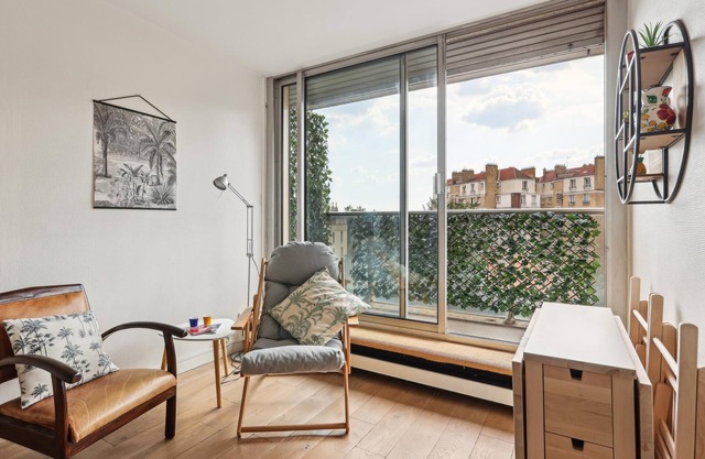 Quiet, bright apartment Place d'Italie