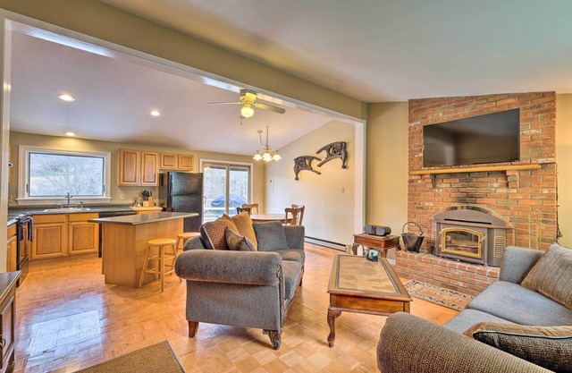 Quiet Catskills Getaway w/Deck & Mtn Views