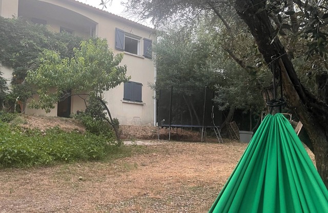 Quiet family villa with large garden