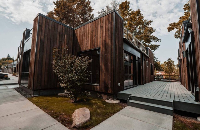 Quiet Micro Studio- Eco and Pet-friendly