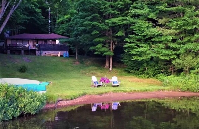 Quiet, private lake getaway in Haliburton County - Loon Call Landing