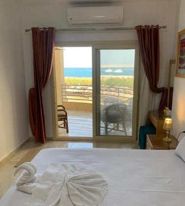 Quiet quarter and private beach