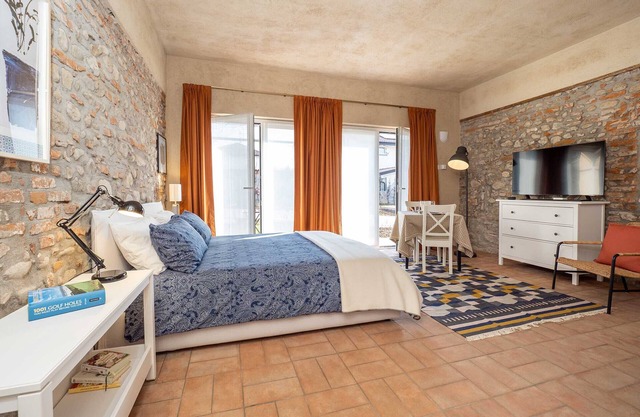 Quiet Studio Apartment with Garden in Farmhouse