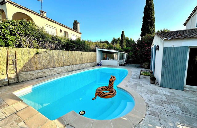Quiet villa 10 minutes walk from the beach and close to town!