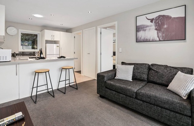 QUINTON CUTIE - CHRISTCHURCH HOLIDAY UNIT in Christchurch