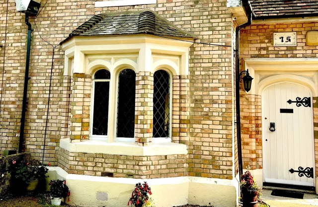 Quirky 3 bedroom Lady Wimborne cottage