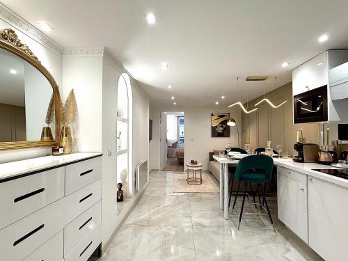 Résidence Auguste Comte - avec Balcon - Cœur de Dijon