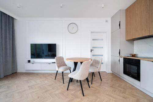 Rąbieńska Urban Elegance Apartment by BookingHost