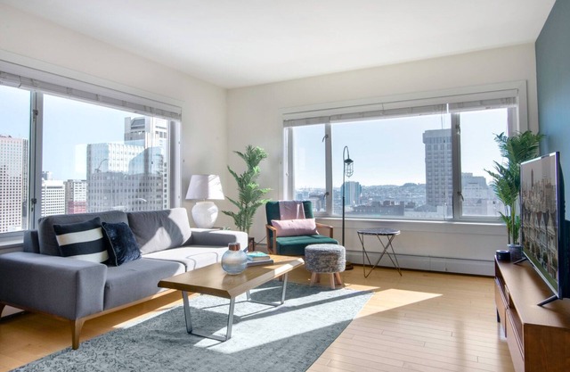 Rad Nob Hill 1BR w/Gym + city views, near Union Sq by Blueground