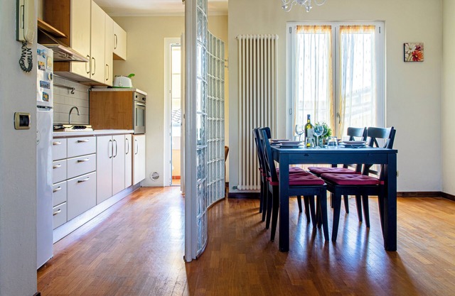 Raggio di Sole in Torre del Lago Puccini, parking, air conditioning and WiFi