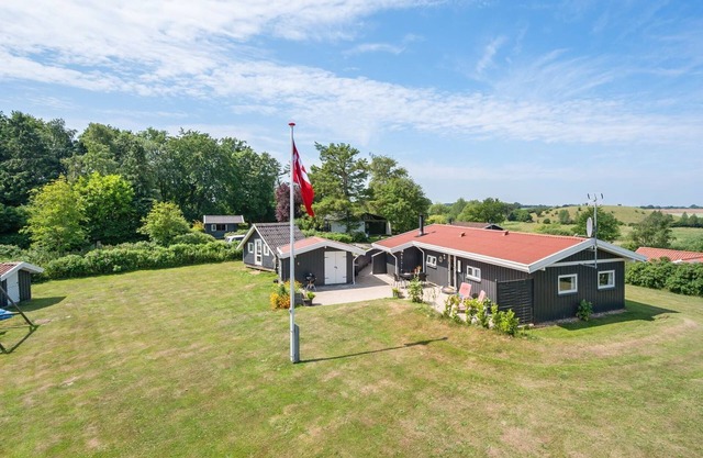 "Raija" - 400m from the sea by Interhome