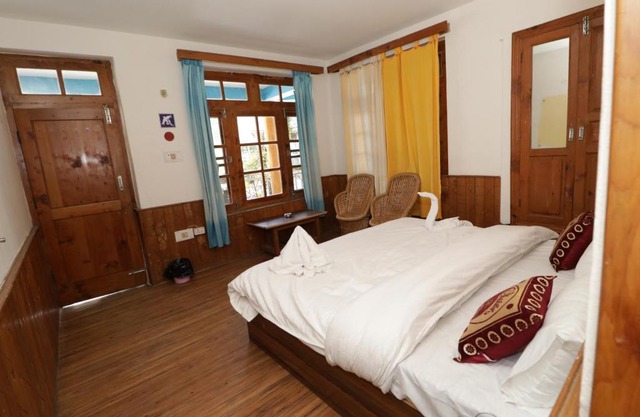 Raj guest house