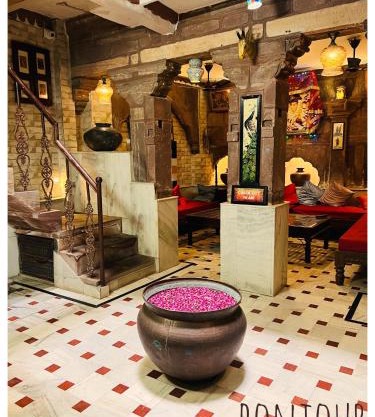 Raj Mandir Boutique Home Stay