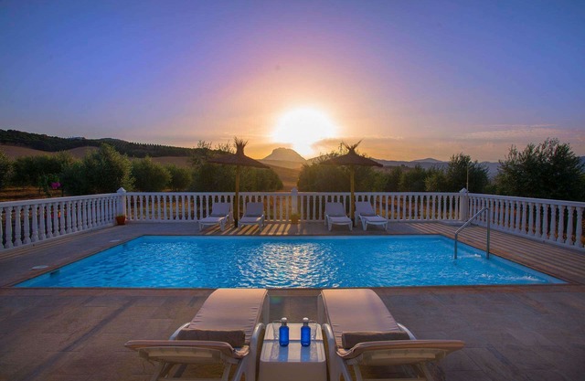 Rancho Nicolás - Four Bedroom Villa, Sleeps 8
