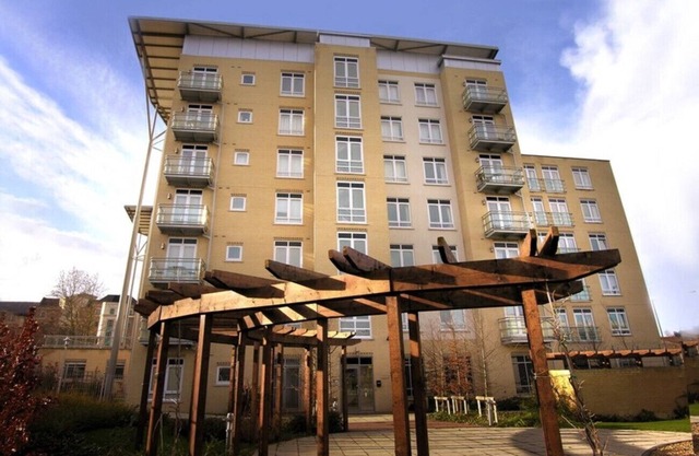 Reading Modern Two Bedroom Apartment