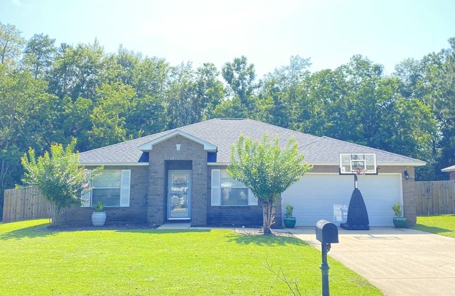 Ready to be near all the local’s favorites? This house is it!