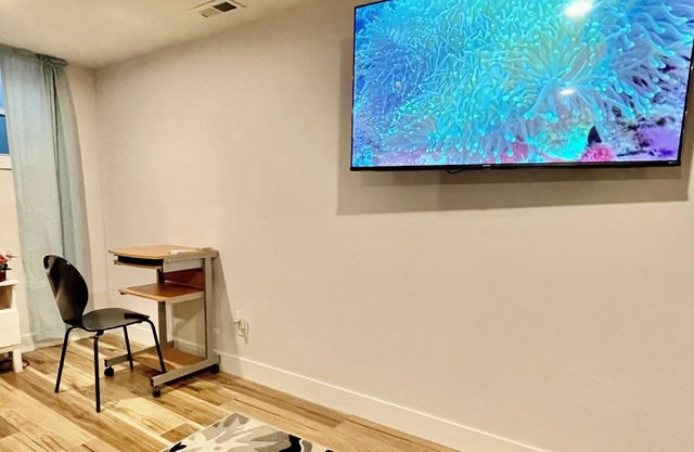 RECENTLY REMODEL 4 BEDROOMS 2 KITCHENS 2 LAUNDRIES 2 BATHROOM