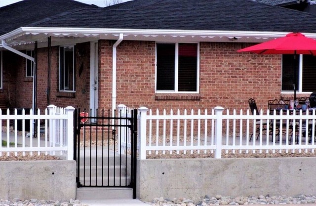 RED: Enjoy the Best of Indoor & Out Door Denver. Walk to all the best places.