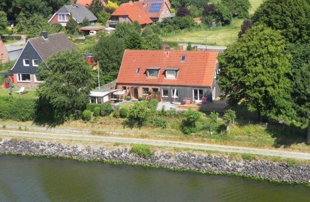 RED Holiday home on the Kiel Canal - Holiday home on the Kiel Canal
