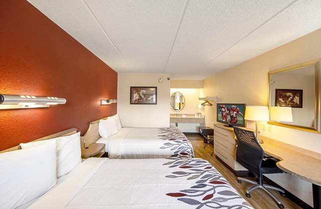 Red Roof Inn Toledo University